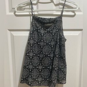 Black and white tank top. Size xs